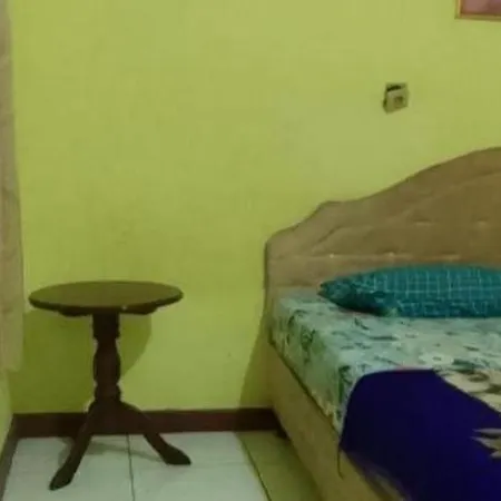 OYO 93146 Lamin Indah-3