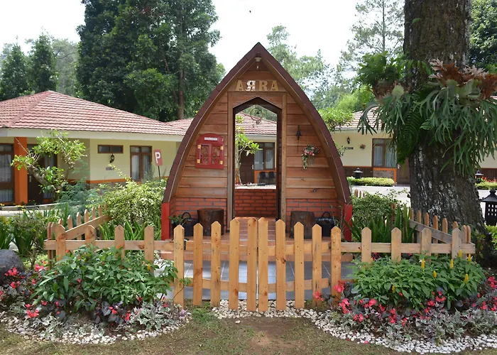 Arra Lembah Pinus CilotoHotel di Puncak